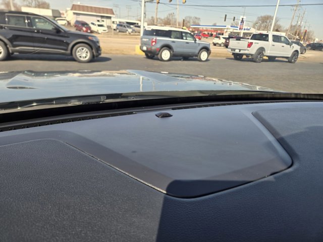 Certified 2025 Ford Explorer Active image 11