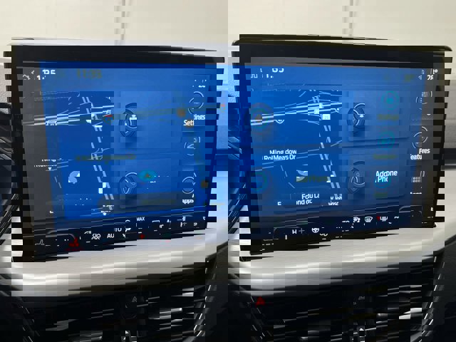 Certified 2025 Ford Escape Platinum image 13