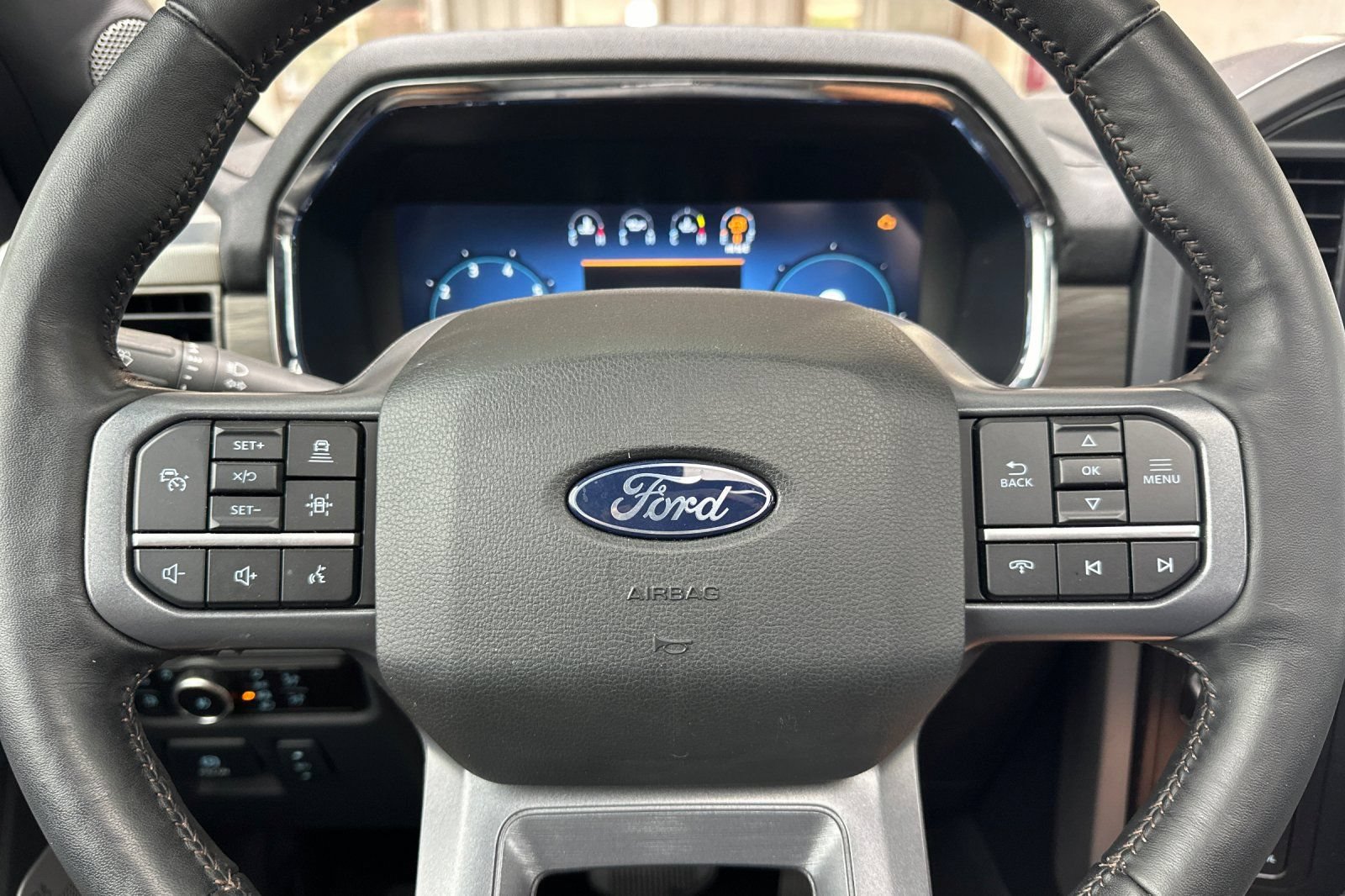 Certified 2024 Ford F150 Lariat w/ FX4 Off-Road Package AWD/4WD image 20