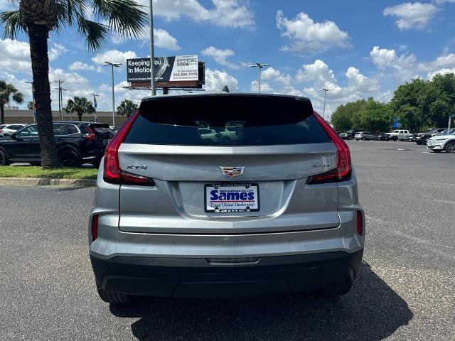 Used 2024 Cadillac XT4 Luxury FWD image 4