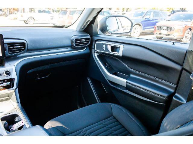 Certified 2021 Ford Explorer XLT w/ Class III Trailer Tow Package image 16