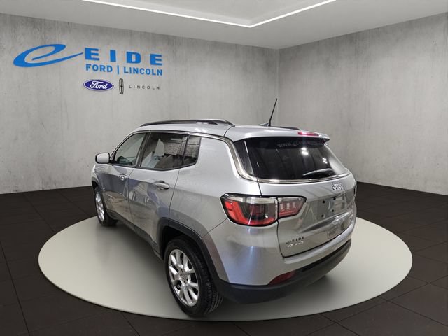 Used 2022 Jeep Compass Latitude AWD/4WD image 8