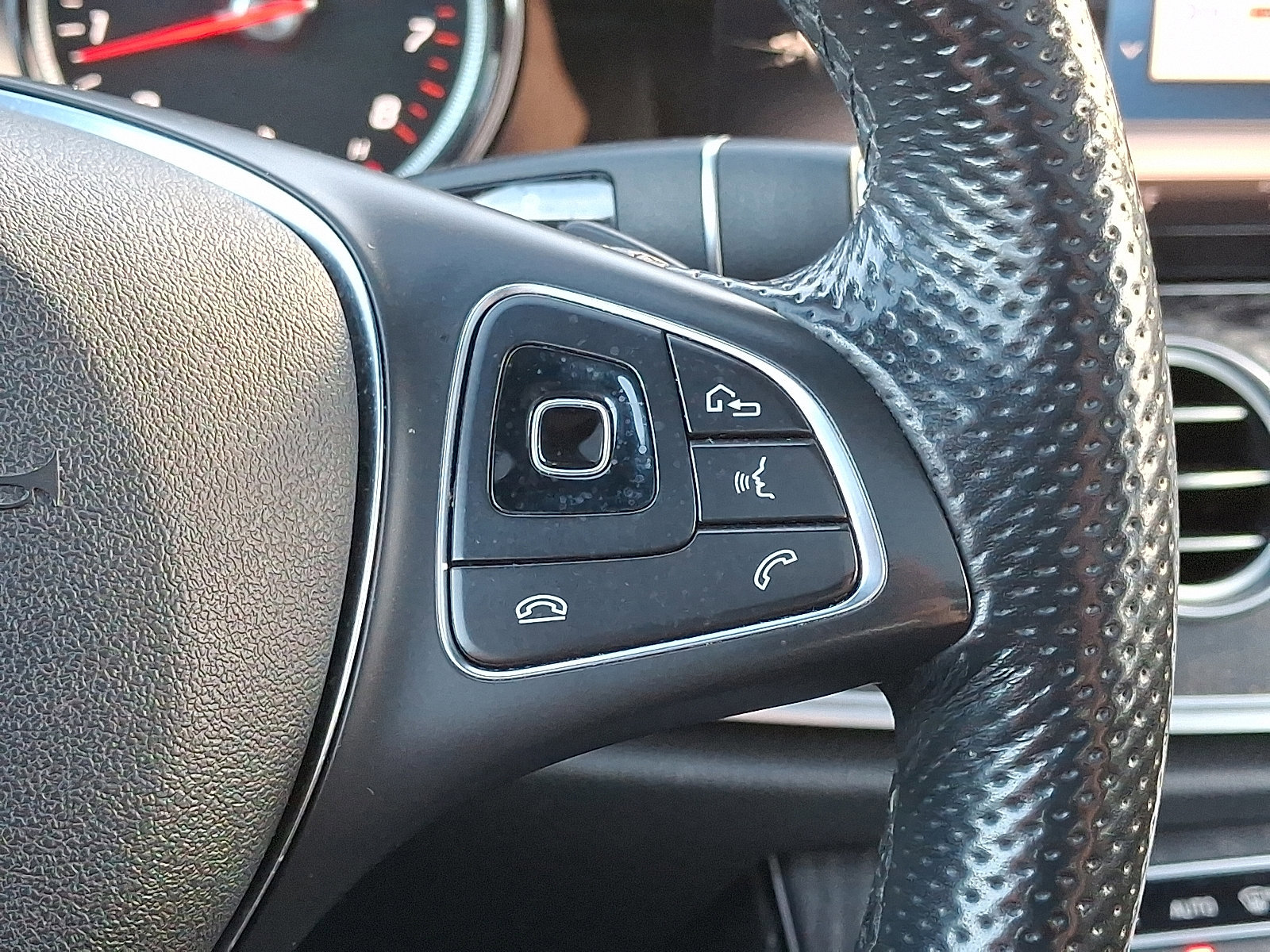 Used 2018 Mercedes-Benz E 300 4MATIC image 26