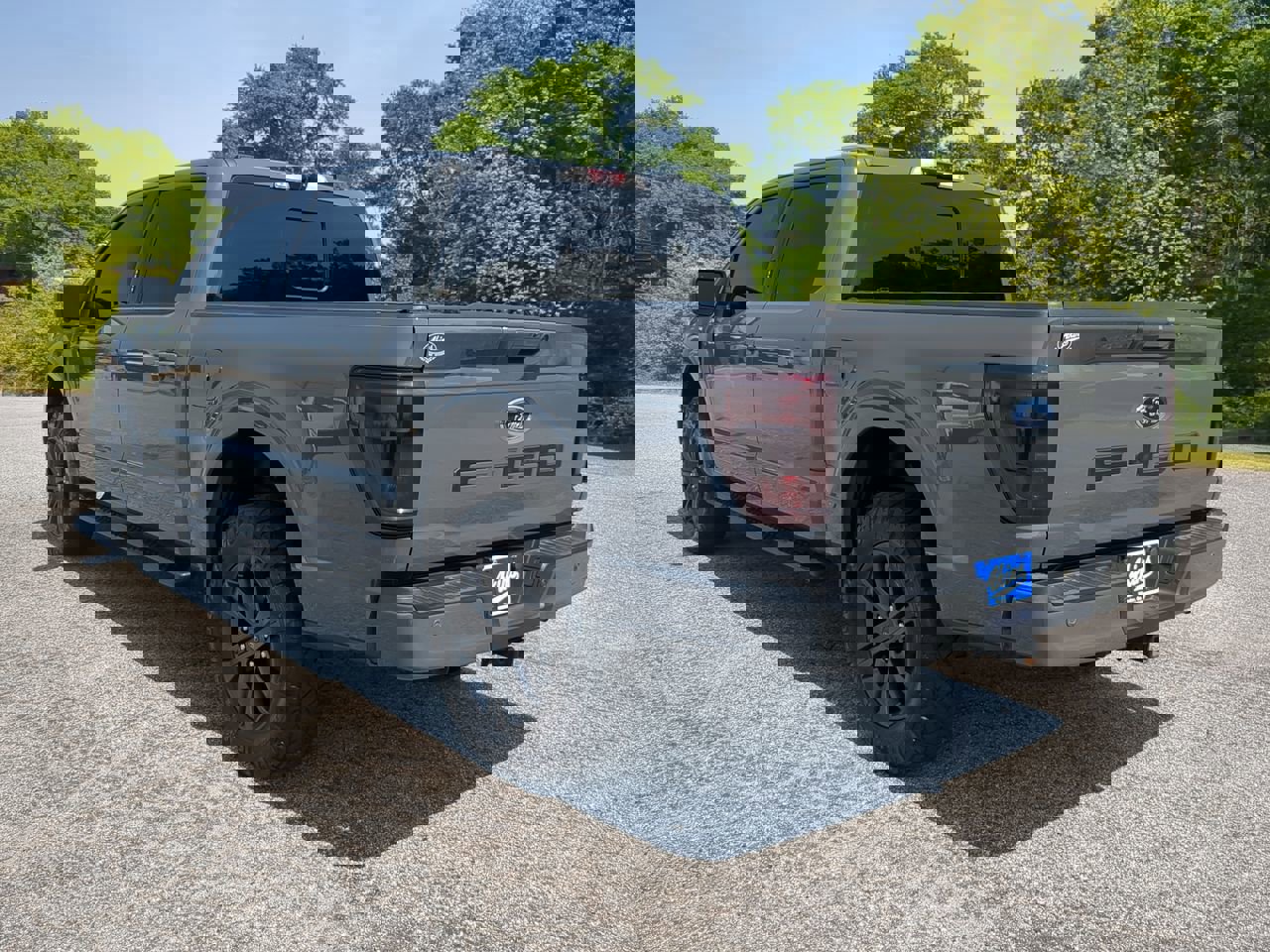 Certified 2021 Ford F150 XLT w/ Equipment Group 302A High image 5