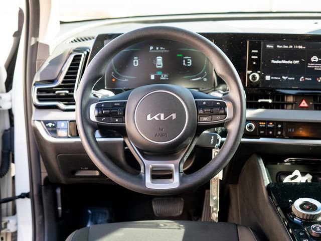 Used 2023 Kia Sportage LX image 18