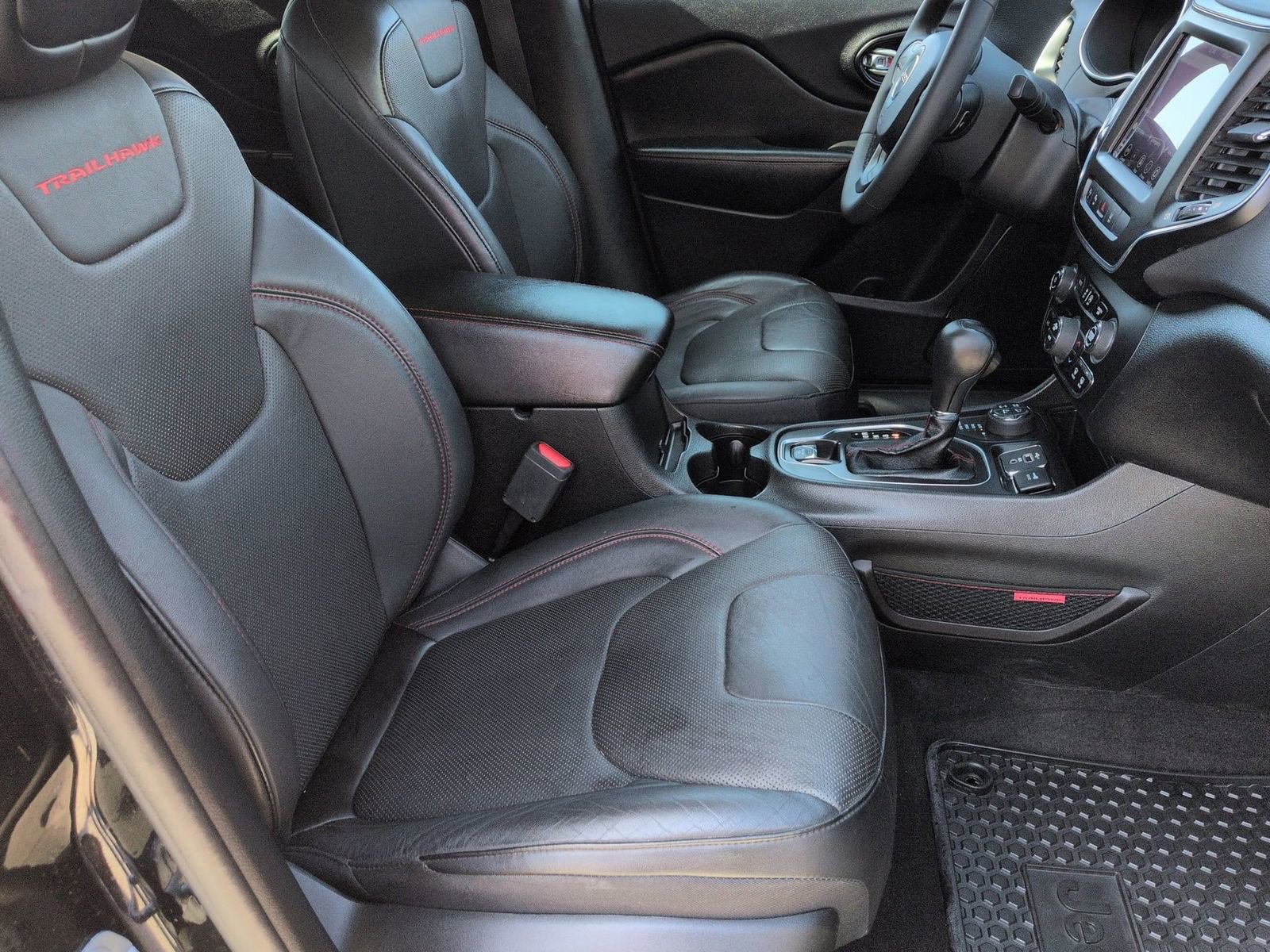 Used 2021 Jeep Cherokee Trailhawk image 29