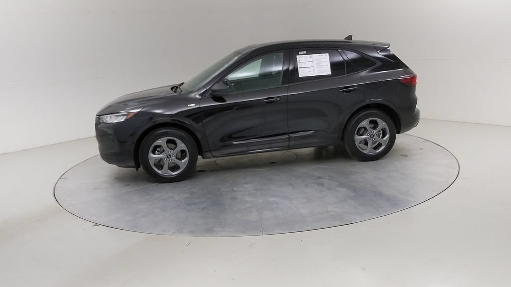 Certified 2024 Ford Escape ST-Line w/ Tech Pack #1 AWD/4WD image 19
