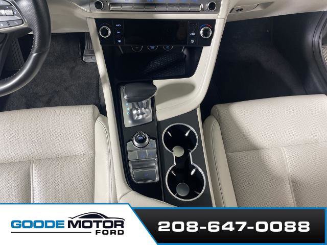 Used 2024 Genesis G70 2.5T image 17