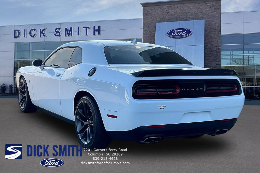 Used 2023 Dodge Challenger R/T Scat Pack RWD image 4
