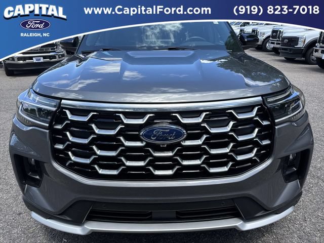 Certified 2025 Ford Explorer Platinum RWD image 10