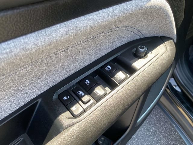 Used 2024 Jeep Compass Latitude AWD/4WD image 18