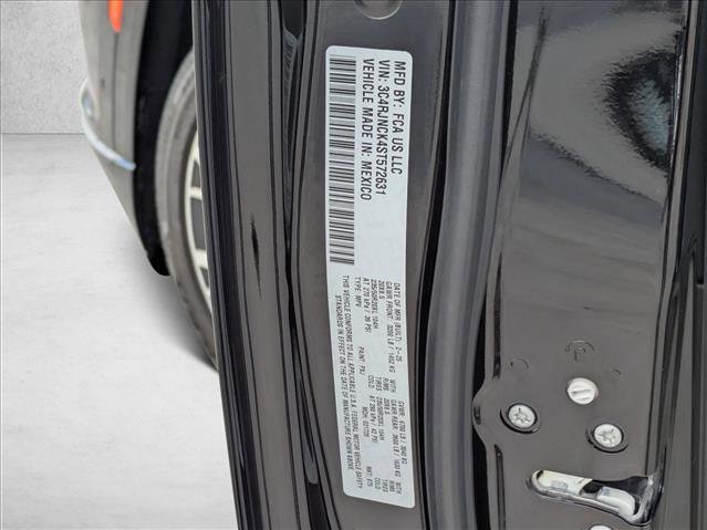 Used 2025 Jeep Wagoneer S Limited image 27