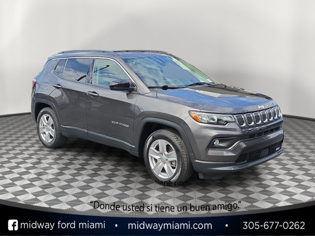 Used 2022 Jeep Compass Latitude w/ Sun and Sound Group FWD image 1