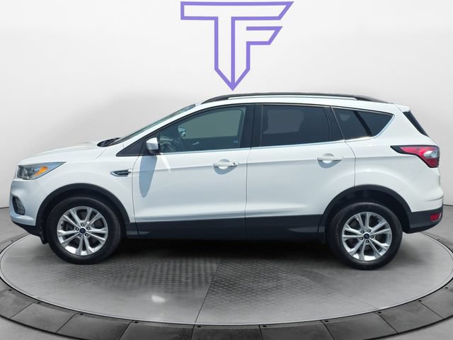 Certified 2017 Ford Escape SE w/ Equipment Group 201A AWD/4WD image 4