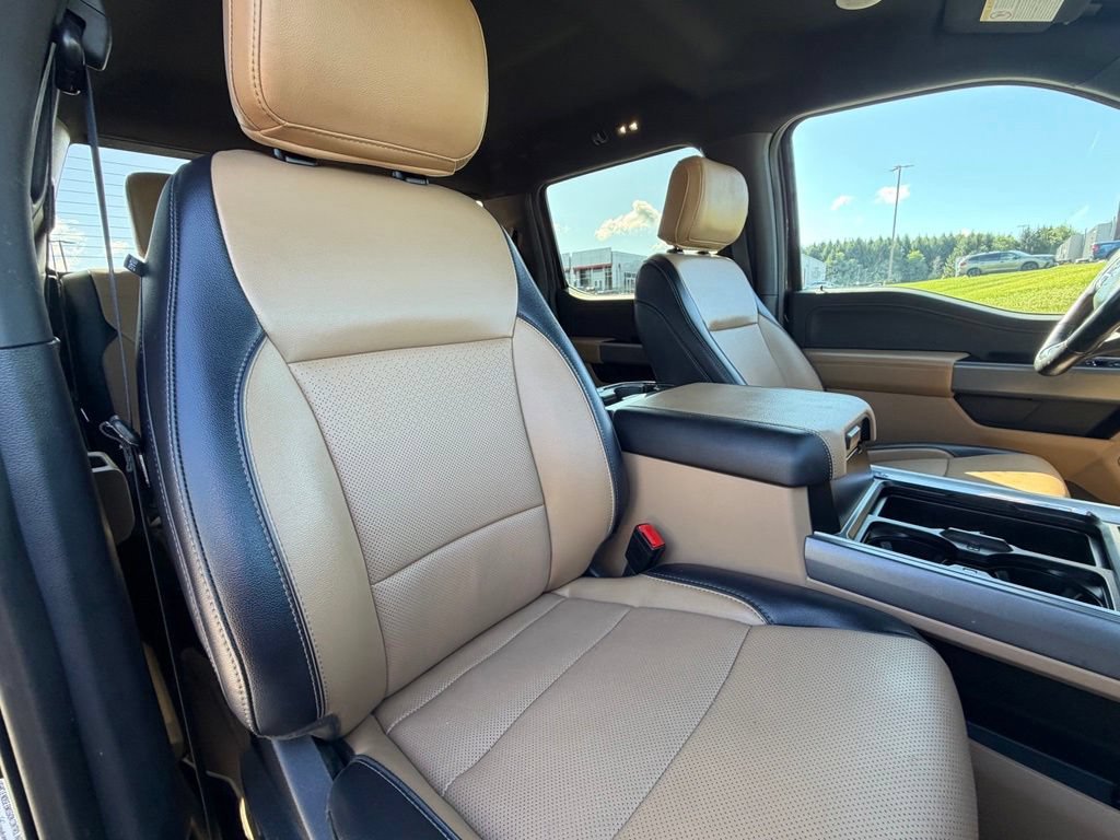Certified 2024 Ford F350 Lariat w/ Lariat Ultimate Package AWD/4WD image 44