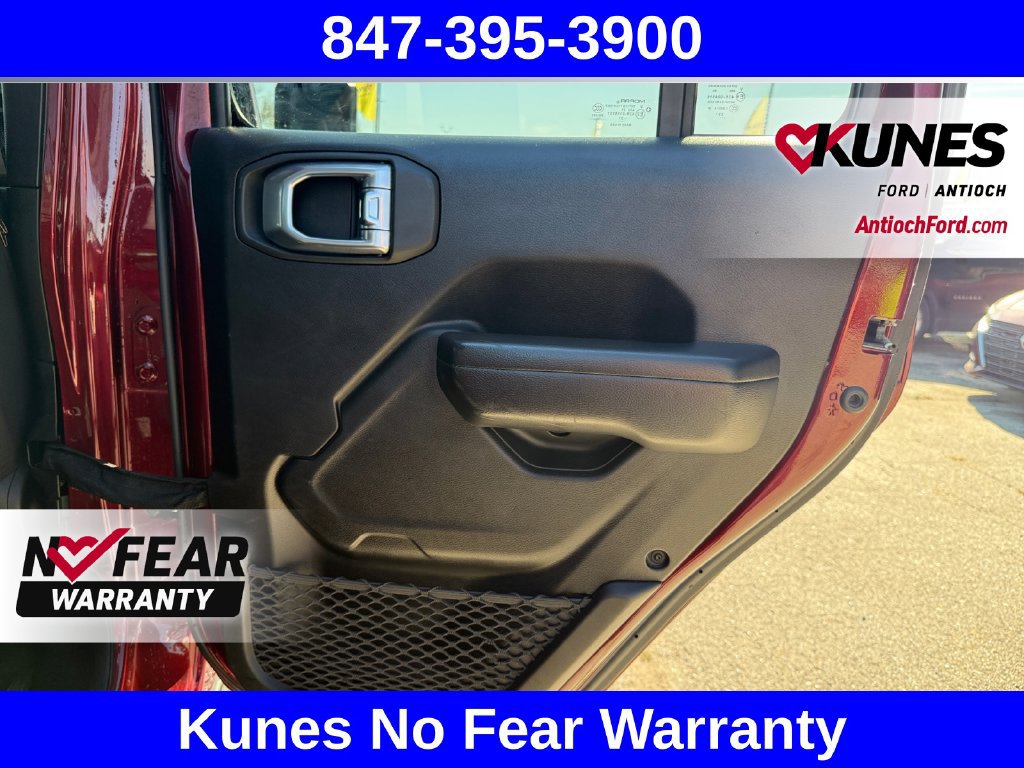 Used 2021 Jeep Gladiator Sport AWD/4WD image 36