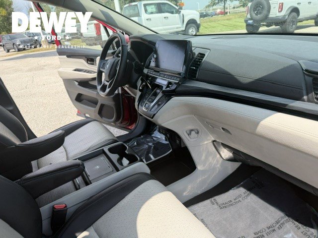 Used 2025 Honda Odyssey Elite image 35