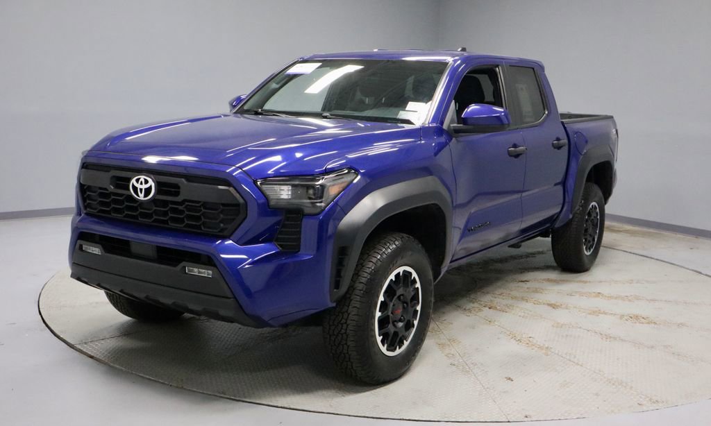 Used 2024 Toyota Tacoma TRD Off-Road AWD/4WD image 7