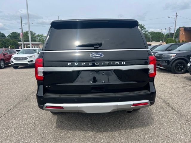 Certified 2023 Ford Expedition XLT AWD/4WD image 5