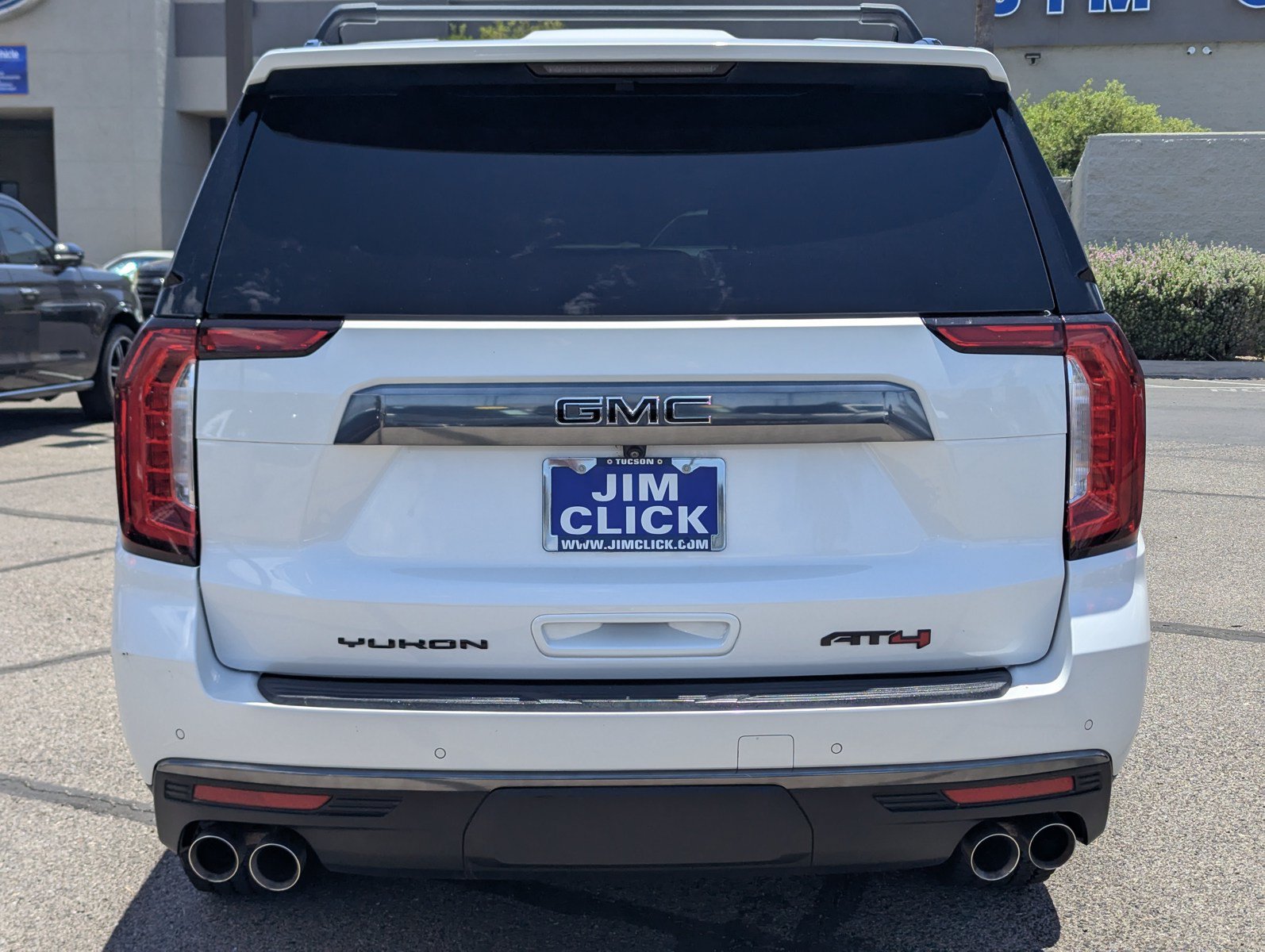 Used 2022 GMC Yukon XL AT4 w/ Max Trailering Package AWD/4WD image 3