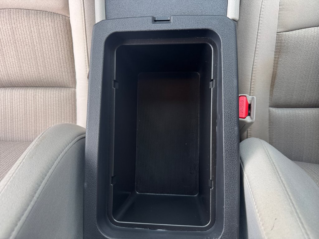 Used 2025 Nissan Altima 2.5 SV FWD image 28
