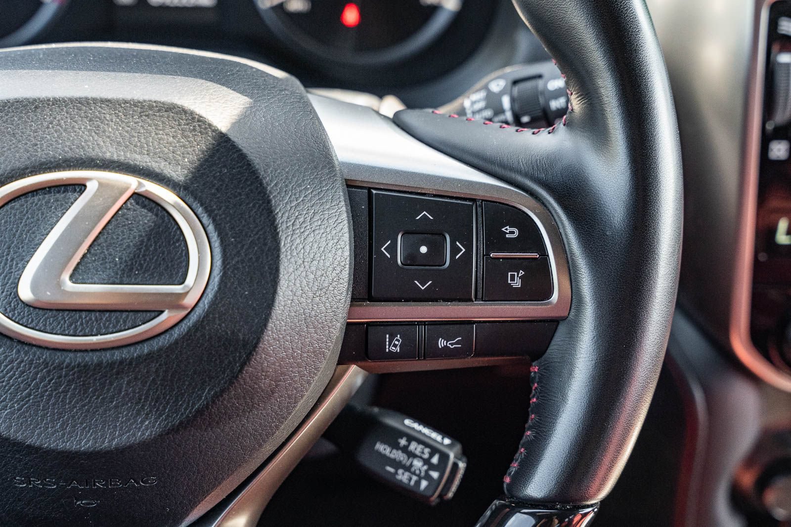 Used 2023 Lexus GX 460 Premium w/ Premium Package AWD/4WD image 25