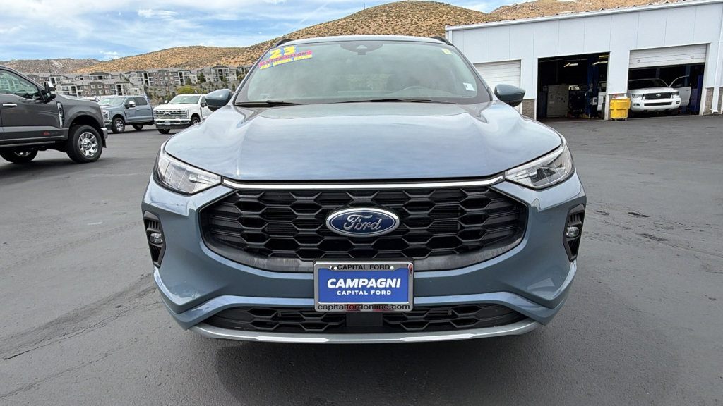 Certified 2023 Ford Escape ST-Line Select w/ Tech Pack #1 AWD/4WD image 8