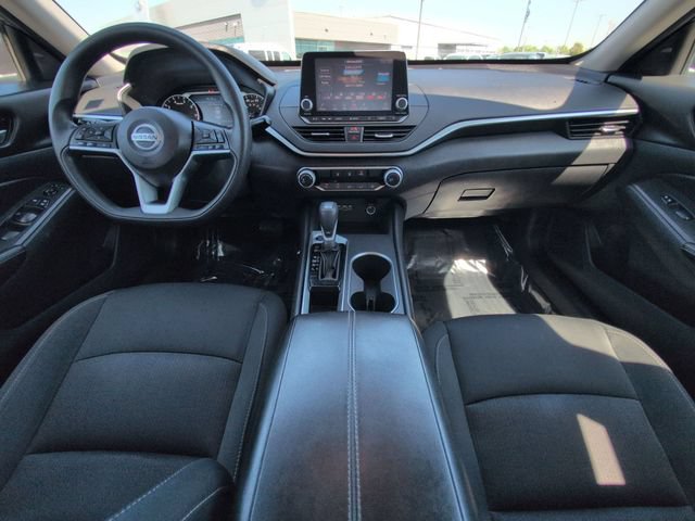 Used 2022 Nissan Altima 2.5 SV FWD image 16
