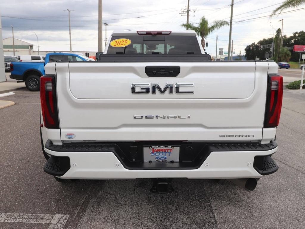 Used 2025 GMC Sierra 3500 Denali Ultimate AWD/4WD image 14