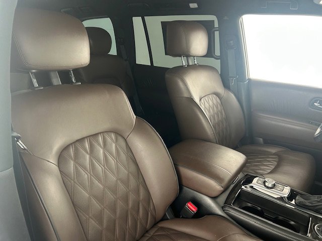 Used 2023 Nissan Armada Platinum w/ Captain's Chairs Package AWD/4WD image 9