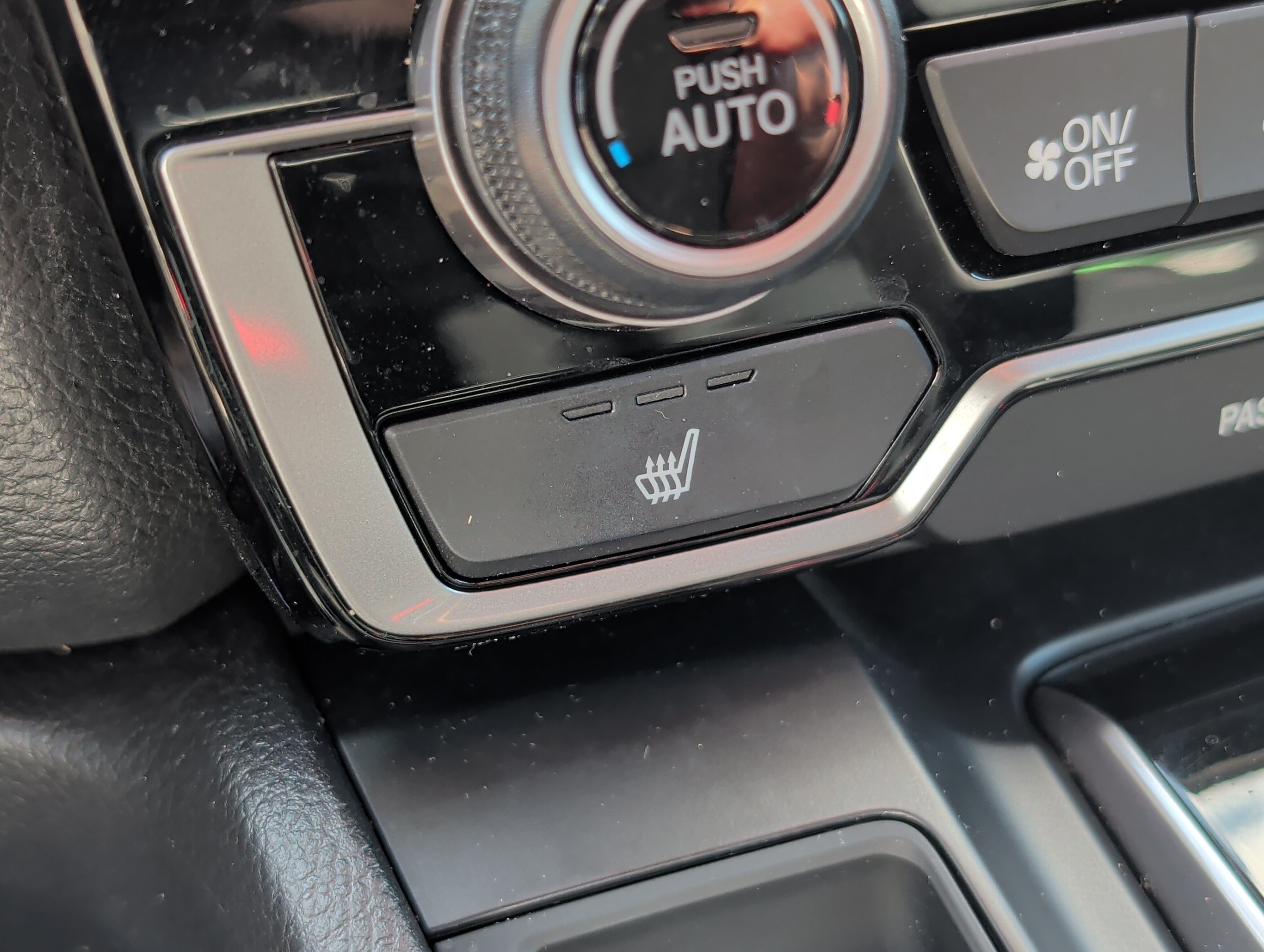 Used 2020 Honda CR-V EX-L image 32