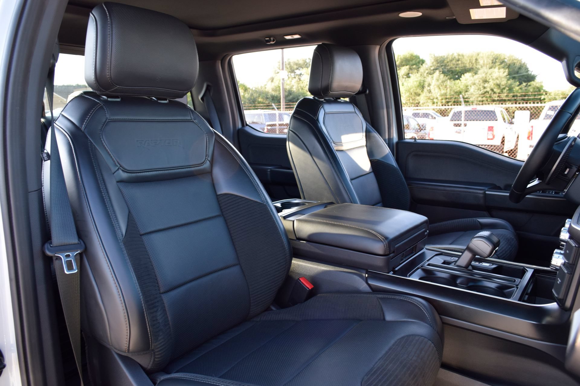 Certified 2023 Ford F150 Raptor w/ Raptor 37 Performance Package AWD/4WD image 24