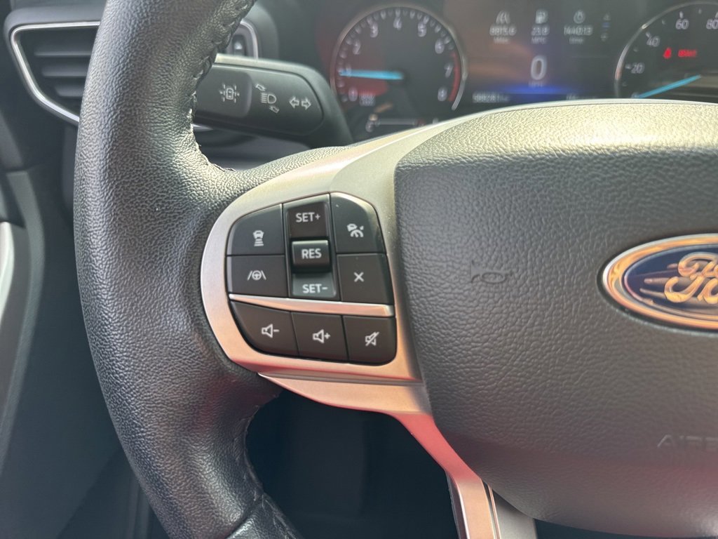 Certified 2022 Ford Explorer XLT w/ Equipment Group 202A image 14