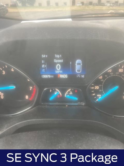 Certified 2018 Ford Escape SE w/ SE Sync 3 Package AWD/4WD image 7