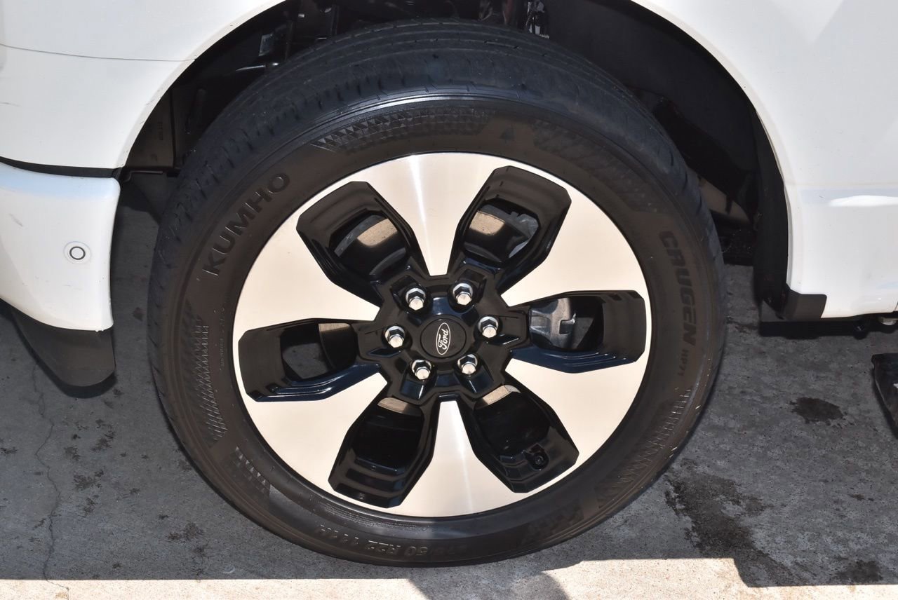 Certified 2023 Ford F150 Lightning Platinum image 44