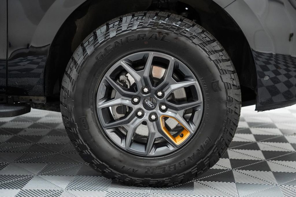 Certified 2025 Ford Expedition Tremor image 23