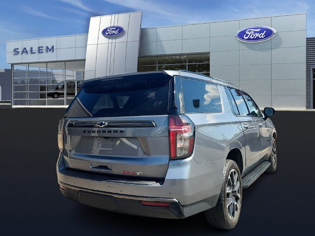 Used 2021 Chevrolet Suburban RST w/ Luxury Package AWD/4WD image 3