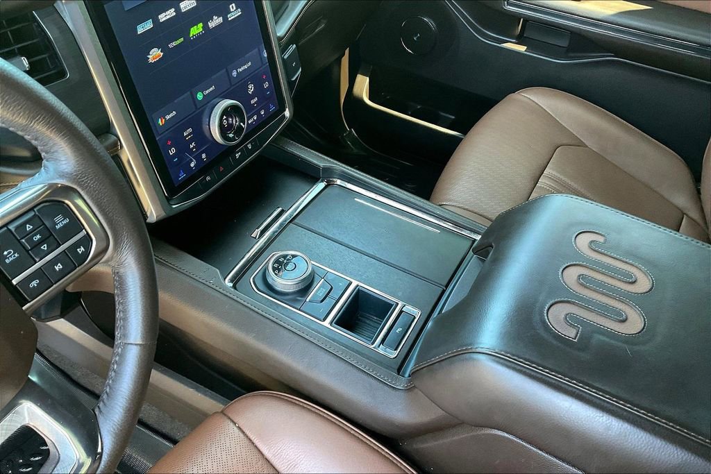 Certified 2024 Ford Expedition King Ranch RWD image 15
