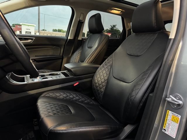 Certified 2024 Ford Edge Titanium w/ Equipment Group 301A AWD/4WD image 5