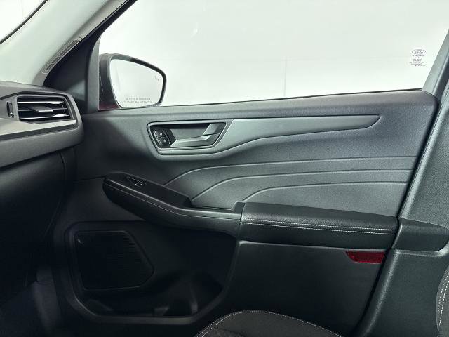 Certified 2024 Ford Escape Active image 28