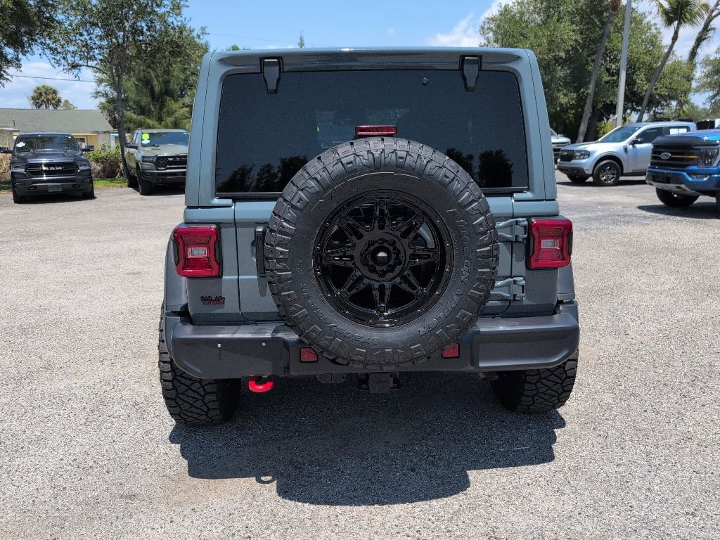 Used 2026 Jeep Wrangler Unlimited Rubicon AWD/4WD image 4