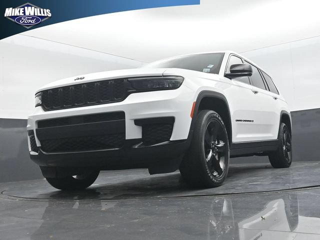 Used 2023 Jeep Grand Cherokee L Laredo AWD/4WD image 19