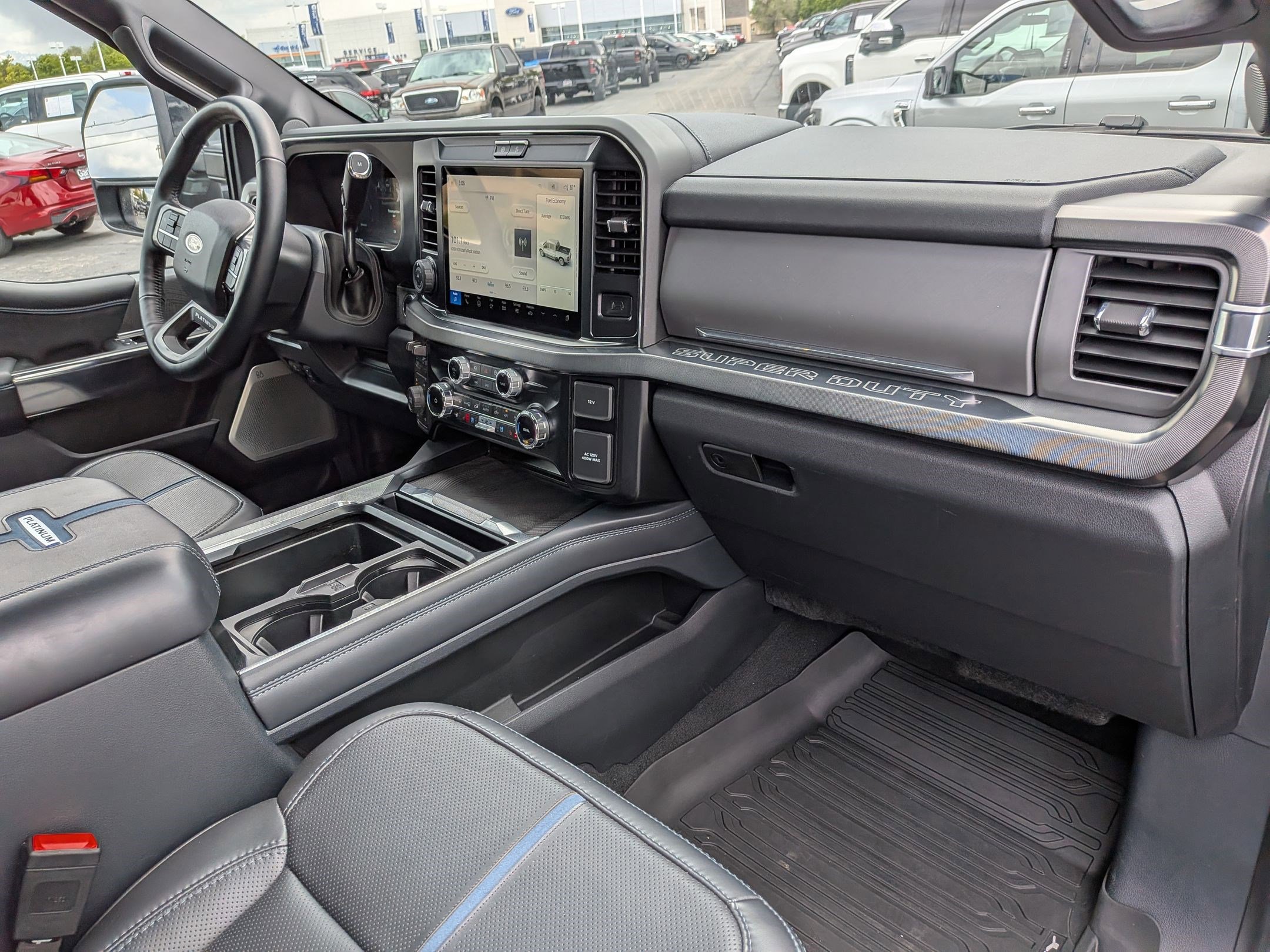 Certified 2025 Ford F350 Platinum AWD/4WD image 35