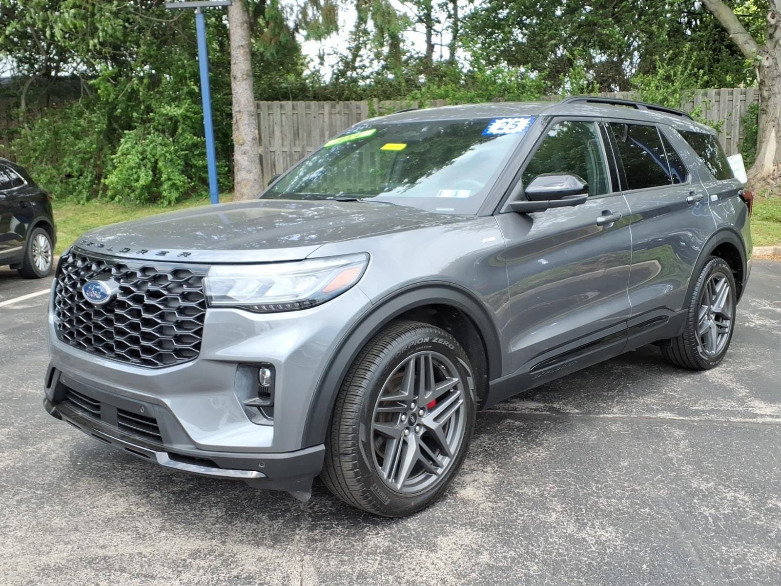 Certified 2025 Ford Explorer ST-Line w/ ST-Line Street Pack AWD/4WD image 8
