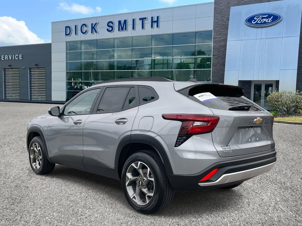 Used 2025 Chevrolet Trax LT video 2