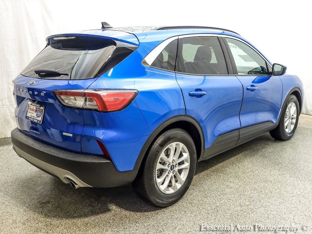Certified 2020 Ford Escape SE FWD image 8