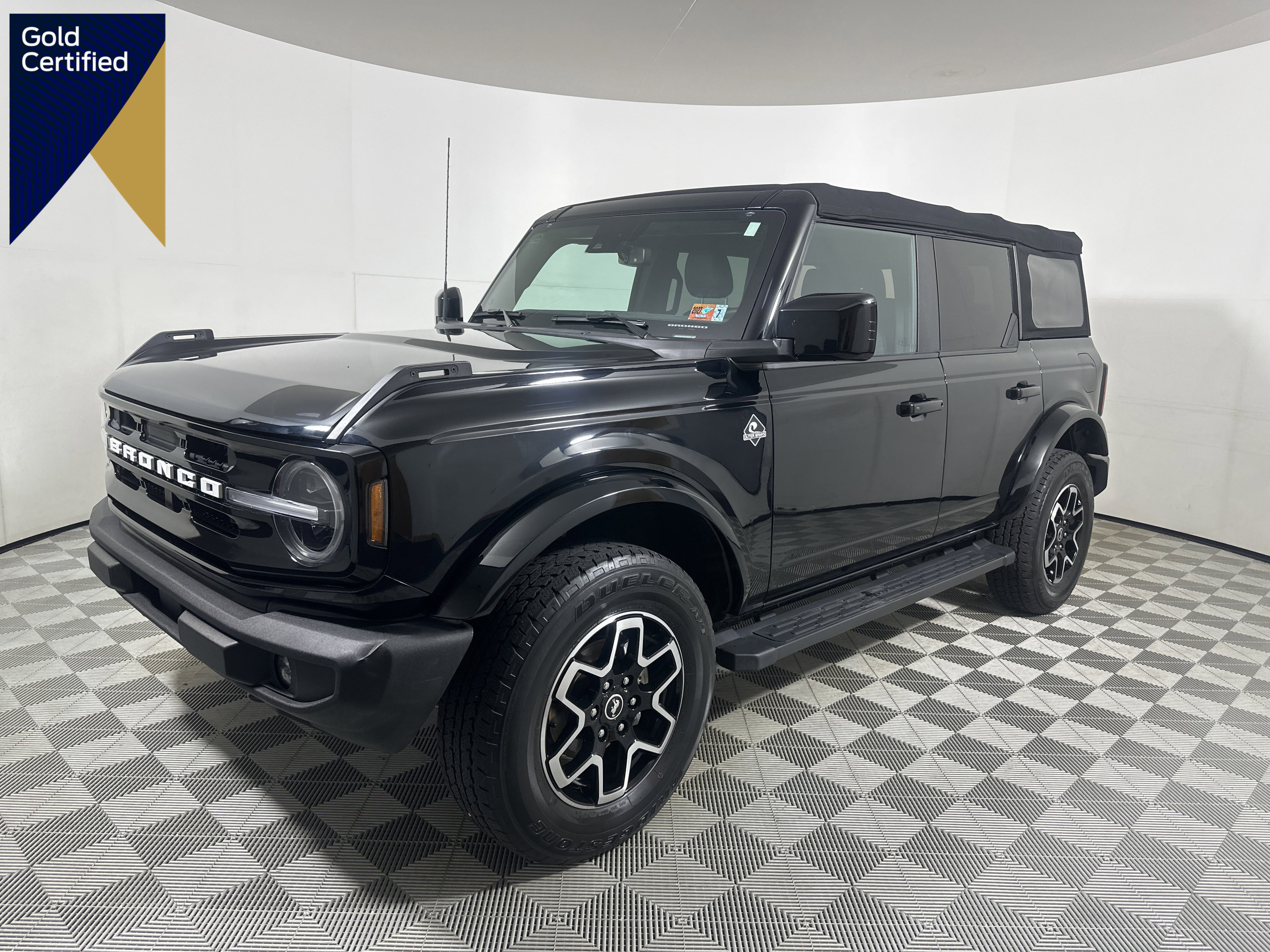 Certified 2022 Ford Bronco Outer Banks image 1