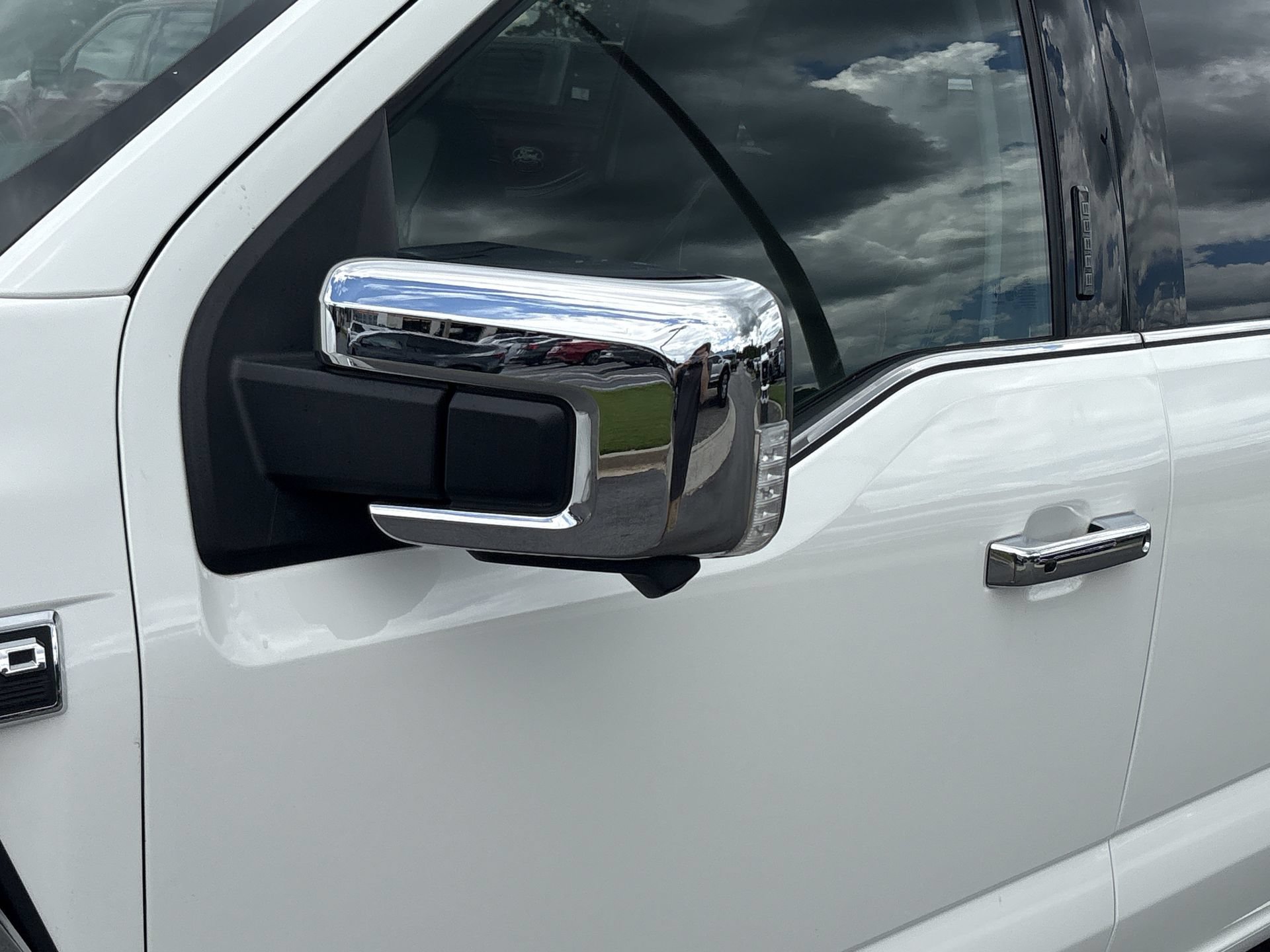 Certified 2023 Ford F150 Lariat w/ Equipment Group 502A High AWD/4WD image 31
