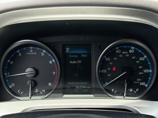 Used 2017 Toyota RAV4 XLE w/ Plus Extra Value Package AWD/4WD image 34