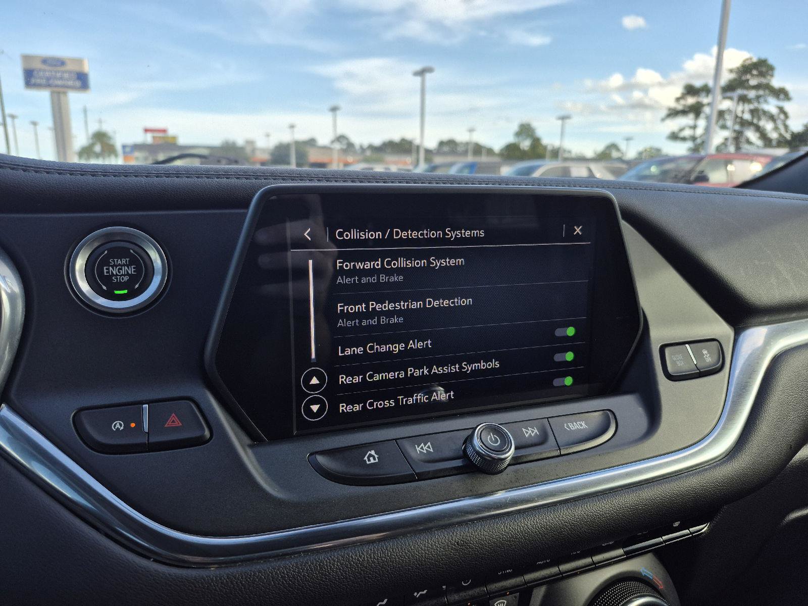 Used 2022 Chevrolet Blazer LT FWD image 4